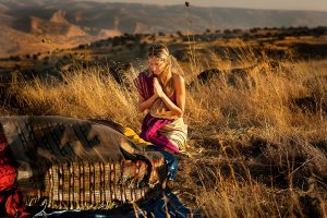 אבישג השונמית ״וְהַמֶּלֶךְ דָּוִד זָקֵן, בָּא בַּיָּמִים; וַיְכַסֻּהוּ, בַּבְּגָדִים, וְלֹא יִחַם, לוֹ״ מלכים א, א׳ א